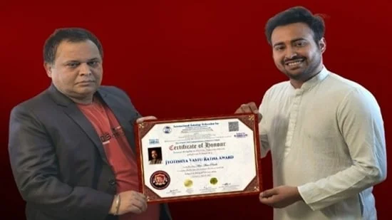 Astro Arun Pandit gets honoured with ‘Asia Pacific Vastu Award’